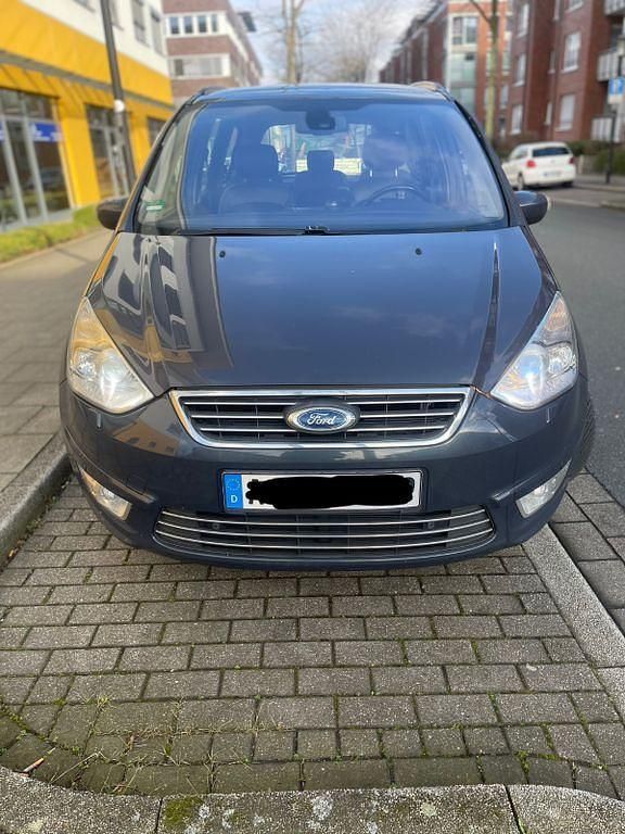 Gebraucht Ford Galaxy Titanium 163 PS (119 kW) 2010 Blau Van / Kleinbus