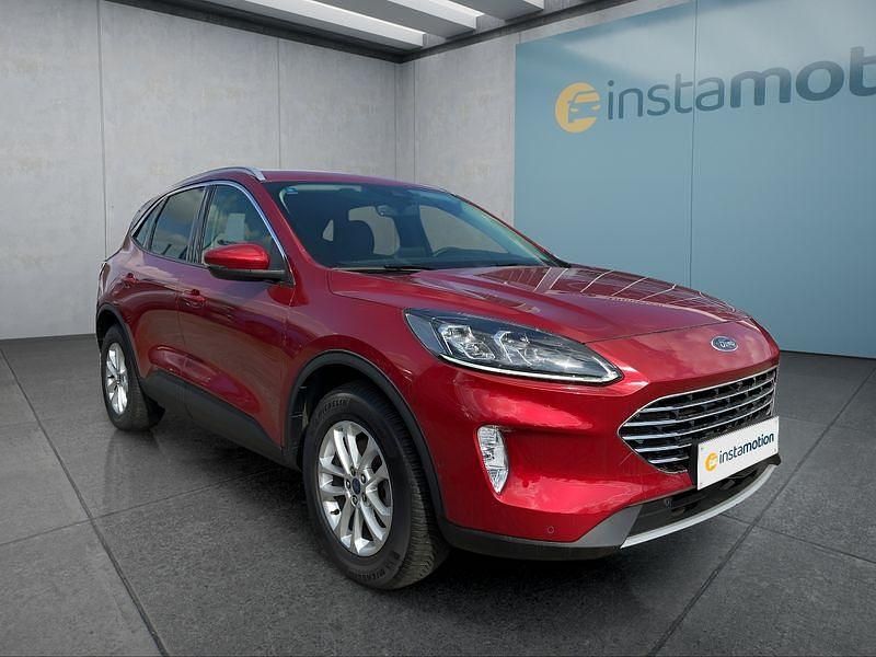 Używany Ford Kuga Titanium X 224 KM (164 kW) 2021 Czerwony SUV