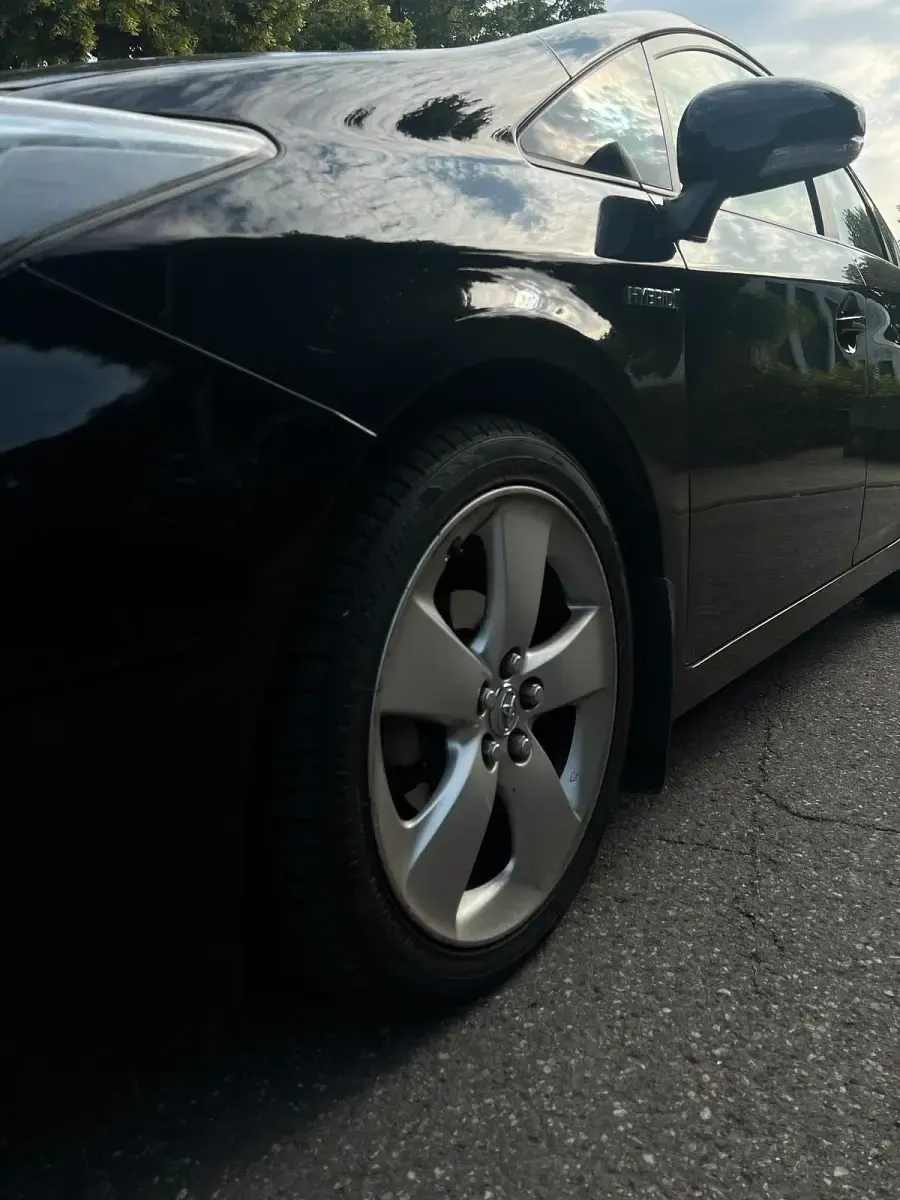 Gebraucht Toyota Prius 99 PS (72 kW) 2011 Schwarz Limousine
