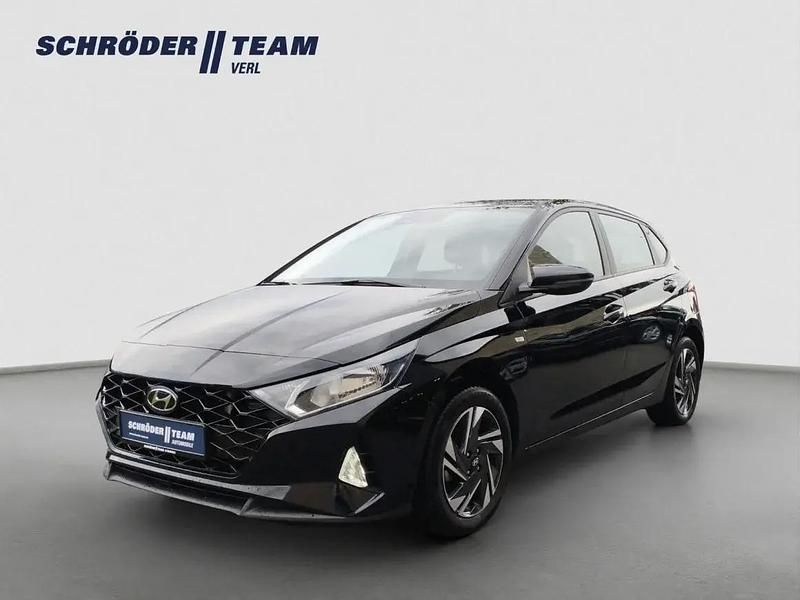 Phantom black Gebraucht 2024 Hyundai i20 Trend Kleinwagen | 16.690 € (Superpreis) - Bild 1/1