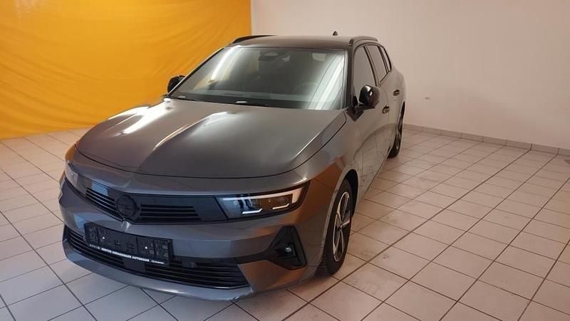 Gebraucht Opel Astra 131 PS (96 kW) 2024 Vulkan grau (metallic) Kombi