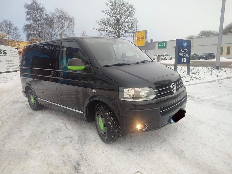 Usata VW Multivan 140 CV (102 kW) 2011 Nero Monovolume