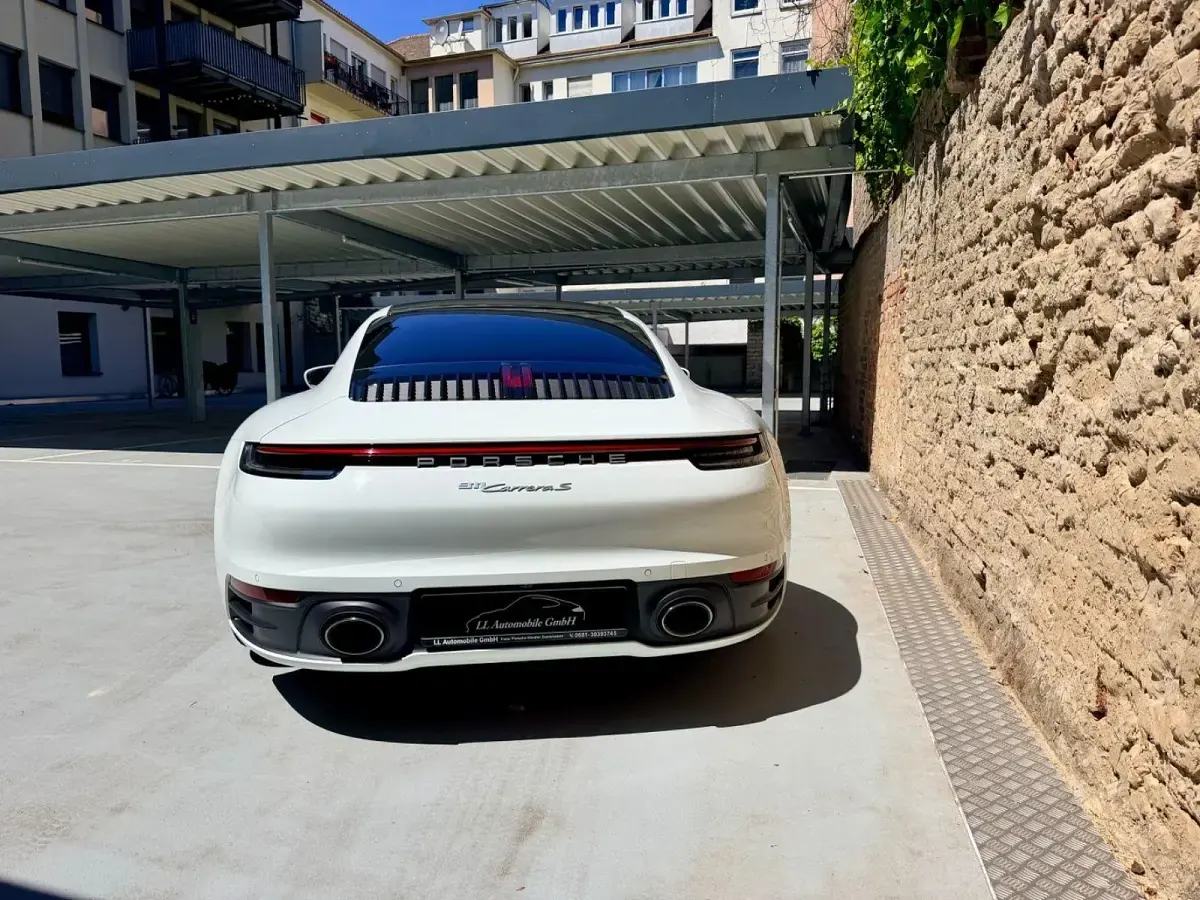 Gebraucht Porsche 992 Chrono 450 PS (330 kW) 2019 Weiß Coupé