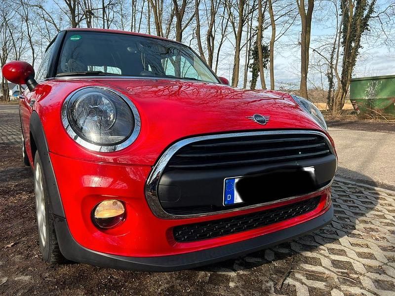 Gebraucht Mini ONE Chili 102 PS (75 kW) 2018 Rot Kleinwagen