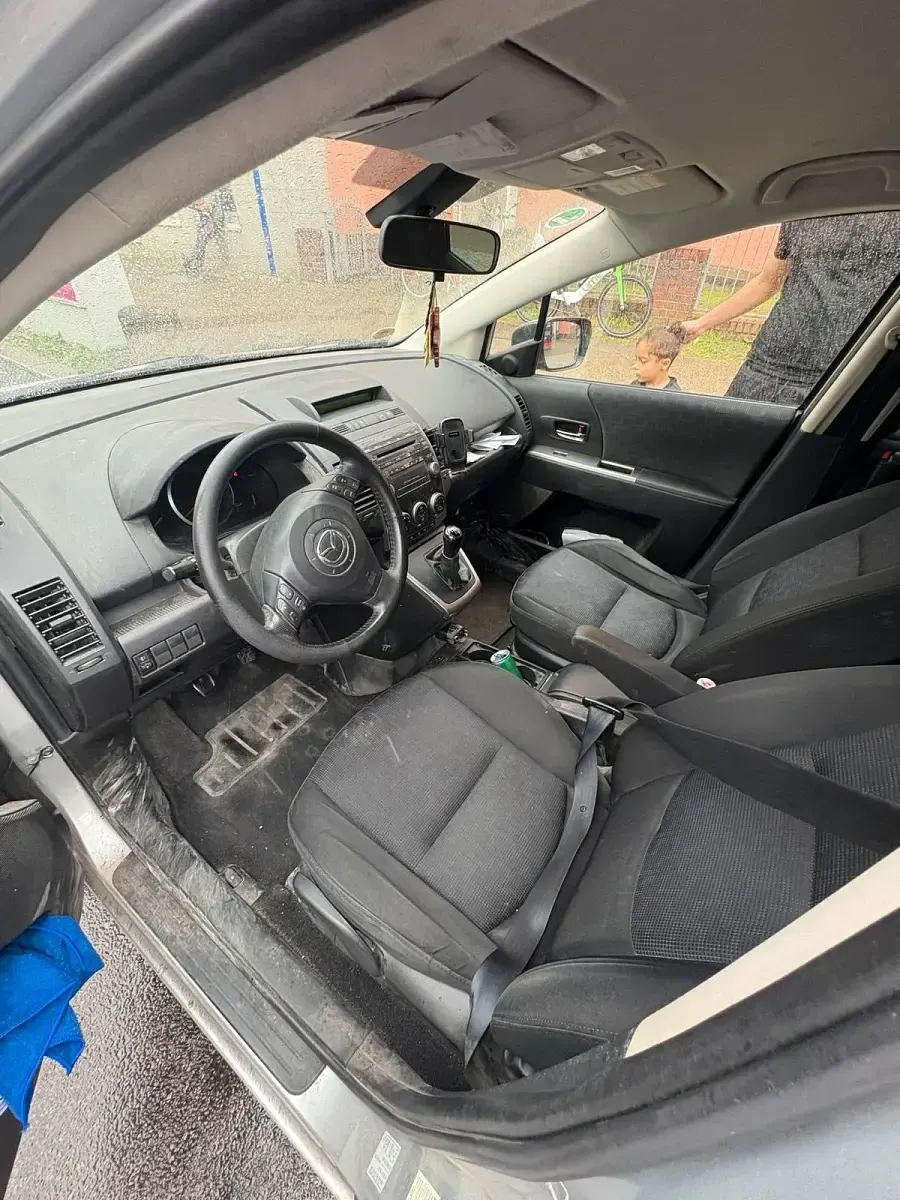 Gebraucht Mazda 5 143 PS (105 kW) 2008 Silber Van / Kleinbus