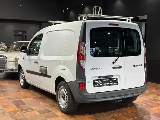 Gebraucht Renault Rapid 90 PS (66 kW) 2019 Weiss Limousine