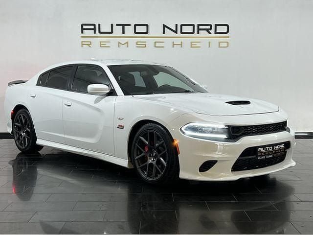 Gebraucht Dodge Charger 492 PS (361 kW) 2019 Weiß Limousine