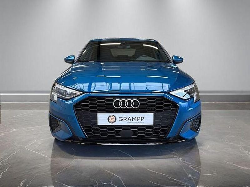 Gebraucht Audi A3 Advanced Plus 150 PS (110 kW) 2023 Blau Limousine