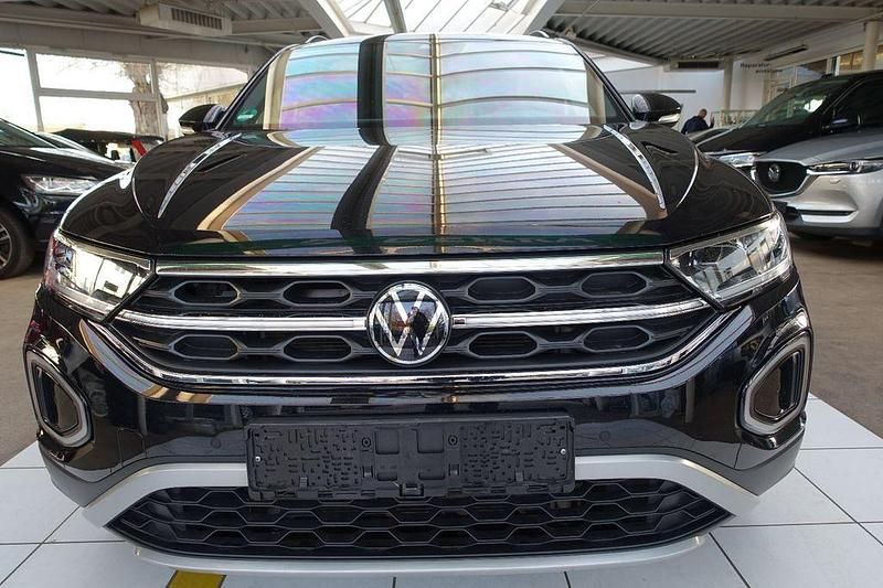 Gebraucht VW T-Roc Move 116 PS (85 kW) 2024 Schwarz SUV