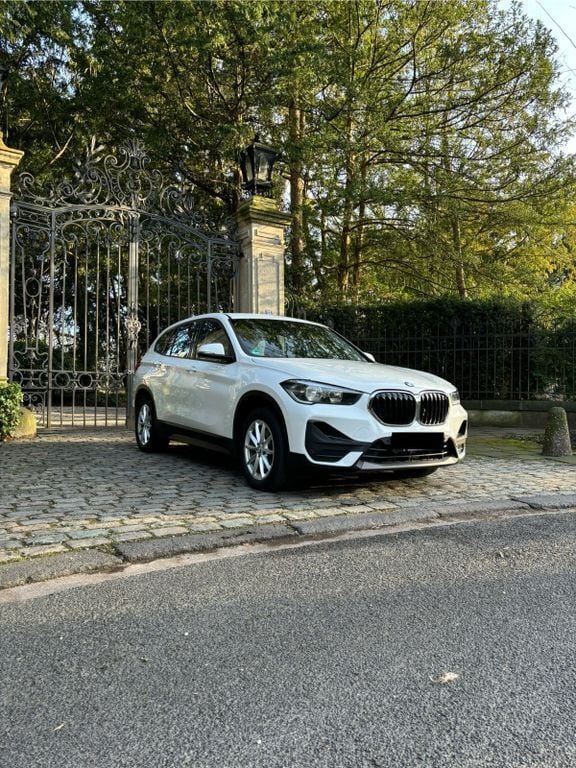 Gebraucht BMW X1 150 PS (110 kW) 2021 Weiß SUV
