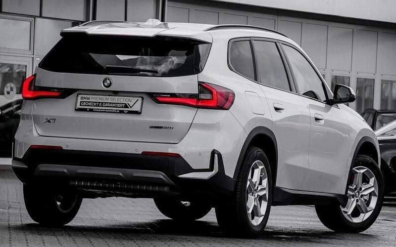 Second-hand BMW X1 Shadowline 192 CP (141 kW) 2025 Alb SUV