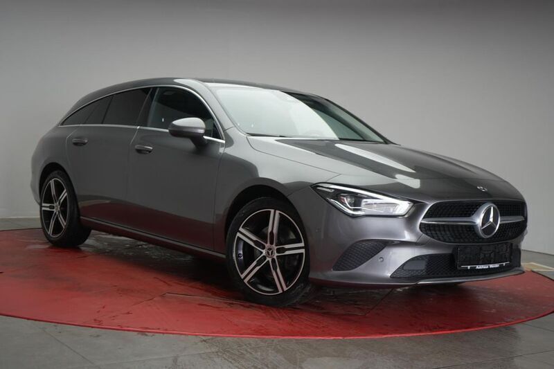 Grau Gebraucht 2020 Mercedes CLA220 Shooting Brake Progressive Kombi | 24.950 € (Guter Preis) - Bild 1/4