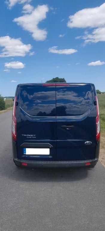 Second-hand Ford Transit Custom 170 CP (125 kW) 2017 Albastru Van