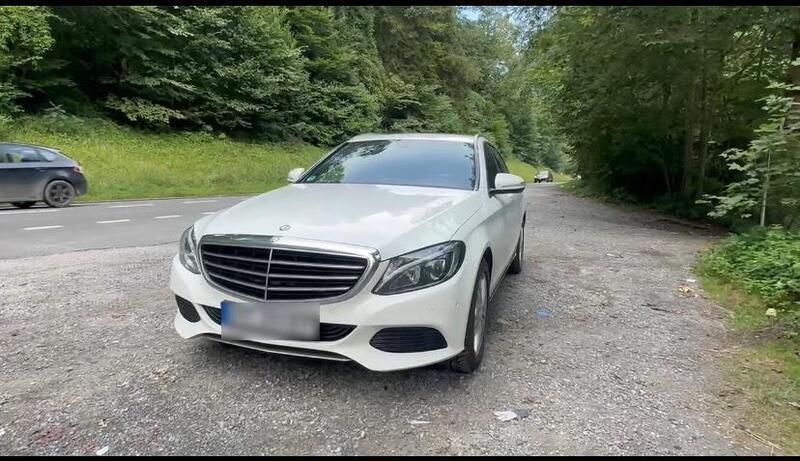 Weiß Gebraucht 2015 Mercedes C180 Avantgarde Kombi | 12.500 € (Fairer Preis) - Bild 1/4