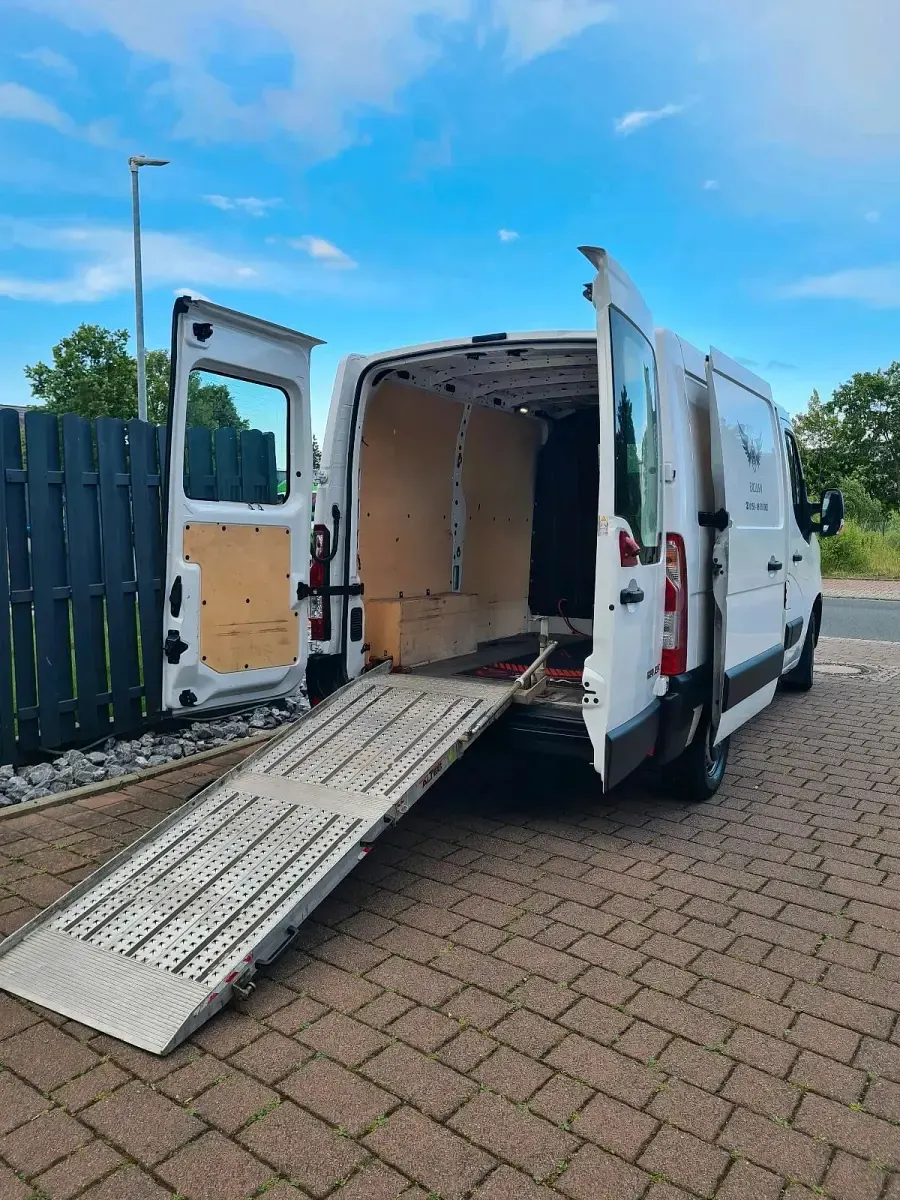 Gebraucht Renault Master 143 PS (105 kW) 2020 Weiß Van / Kleinbus