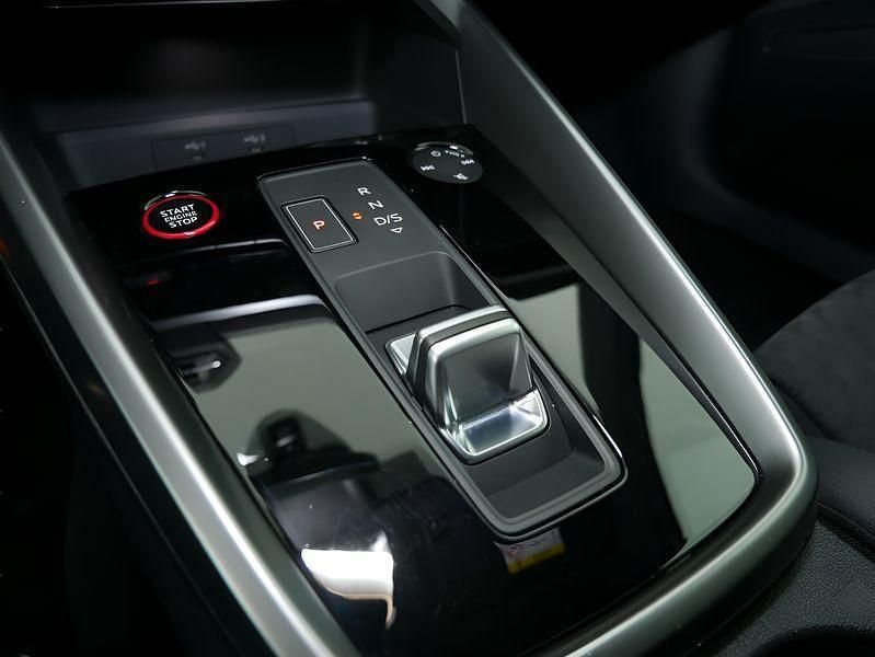 Gebraucht Audi RS3 400 PS (294 kW) 2022 Grau Limousine