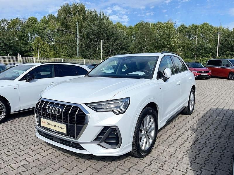 Weiß Gebraucht 2022 Audi Q3 S-Line SUV | 27.750 € (Superpreis) - Bild 1/4