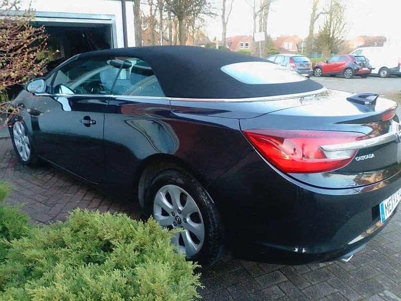 Gebraucht Opel Cascada Innovation 170 PS (125 kW) 2016 Schwarz Cabrio