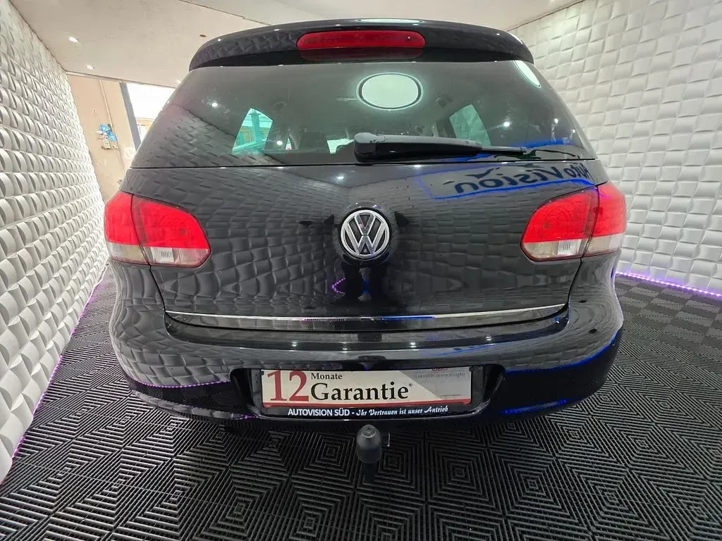 Gebraucht VW Golf VII Match 105 PS (77 kW) 2012 Schwarz Limousine