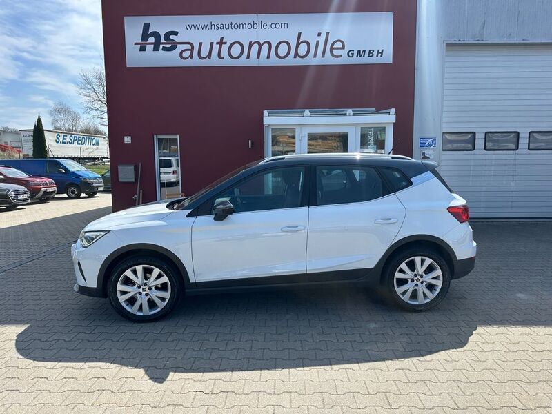 Weiß Gebraucht 2024 Seat Arona Xperience SUV | 19.999 € (Superpreis) - Bild 1/4