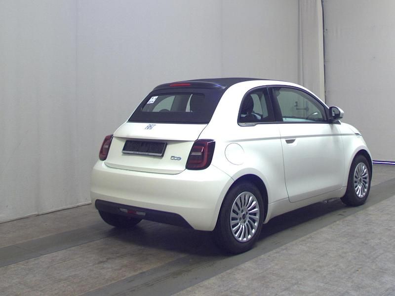 Gebraucht Fiat 500e 86 kW (118 PS) 2023 Weiss Cabrio