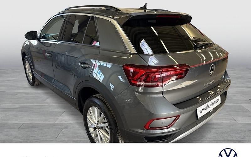 Gebraucht VW T-Roc Life 110 PS (80 kW) 2023 Grau SUV
