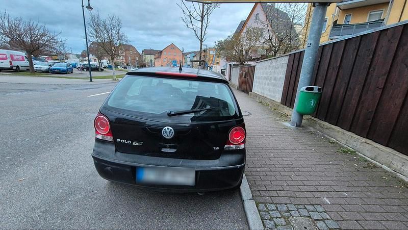 Gebraucht VW Polo 80 PS (58 kW) 2006 Schwarz Kleinwagen