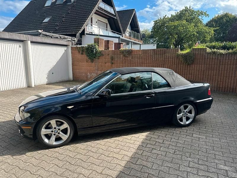 Gebraucht BMW 325 191 PS (140 kW) 2004 Schwarz Cabrio