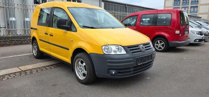 Gebraucht VW Caddy 69 PS (50 kW) 2009 Gelb Van / Kleinbus