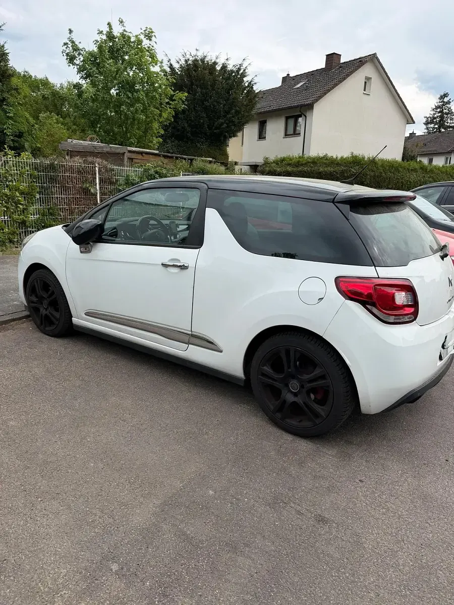 Gebraucht Citroën DS3 2011 Weiß Kleinwagen