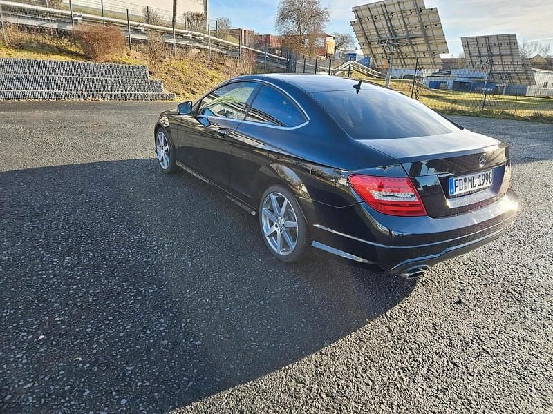 Gebraucht Mercedes C250 AMG 204 PS (150 kW) 2013 Schwarz Coupé