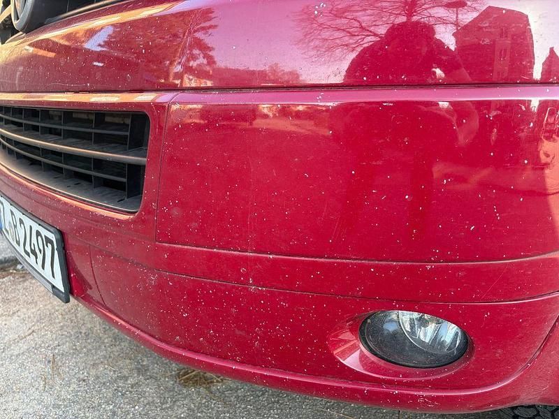 Gebraucht VW Transporter 140 PS (102 kW) 2010 Rot Van