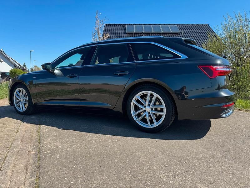 Gebraucht Audi A6 Design 231 PS (169 kW) 2020 Grau Kombi