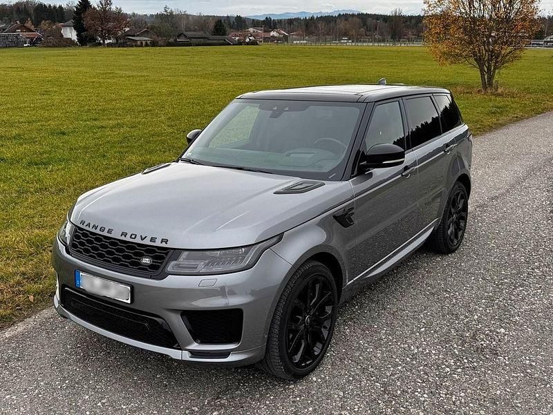Grau Gebraucht 2021 Land Rover Range Rover Sport SUV | 56.100 € (Fairer Preis) - Bild 1/4