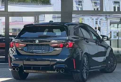 Gebraucht BMW M135 Shadowline 300 PS (220 kW) 2025 Schwarz Kleinwagen