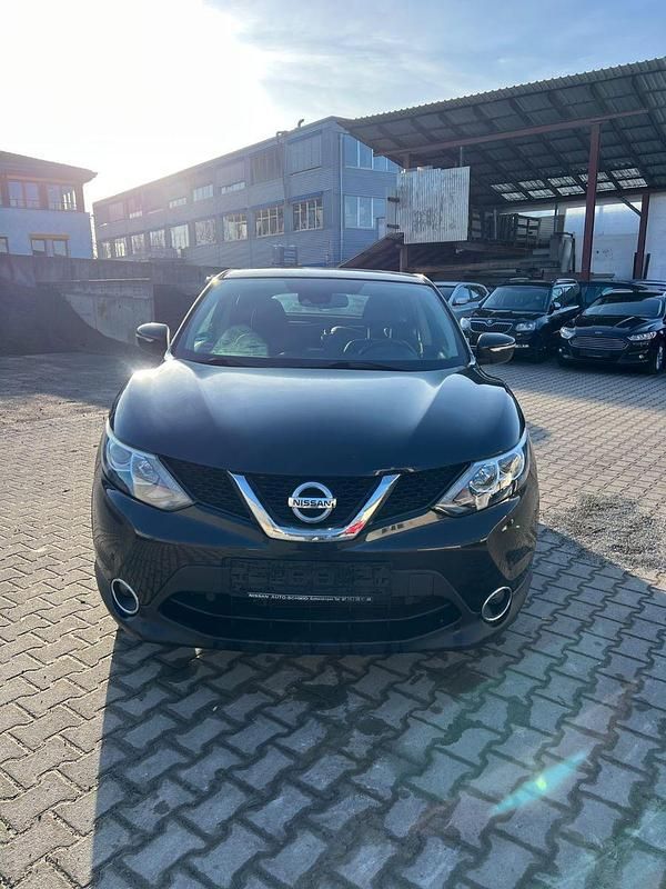 Schwarz Gebraucht 2014 Nissan Qashqai Acenta SUV | 5.900 € (Superpreis) - Bild 1/4