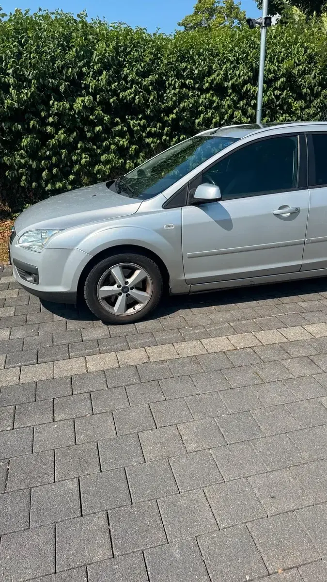 Gebraucht Ford Focus 136 PS (100 kW) 2005 Silber Kombi