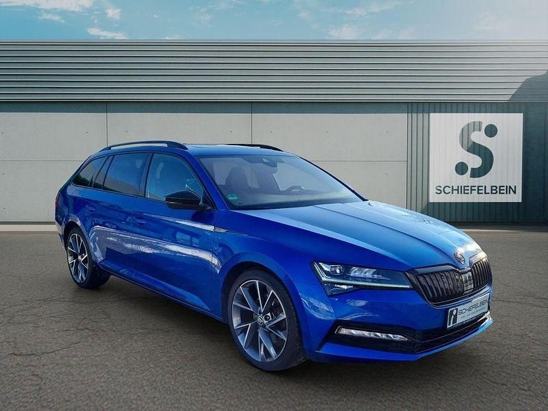Gebraucht Skoda Superb SportLine 190 PS (139 kW) 2020 Raceblau metallic Kombi