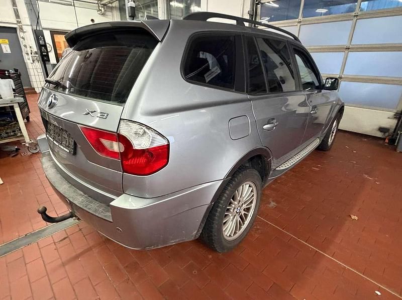 Gebraucht BMW X3 150 PS (110 kW) 2005 Silbergrau metallic SUV