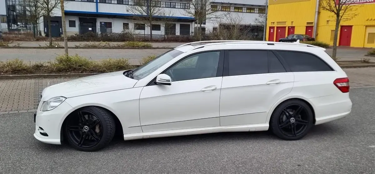 Gebraucht Mercedes E350 AMG line 265 PS (194 kW) 2013 Weiß Kombi