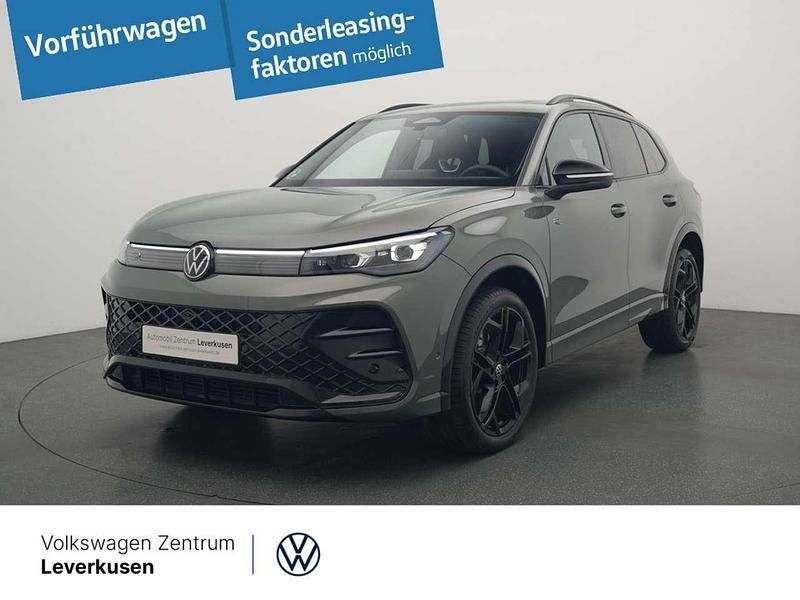 Schwarz Gebraucht 2024 VW Tiguan R-line SUV | 58.480 € (Etwas zu teuer) - Bild 1/4
