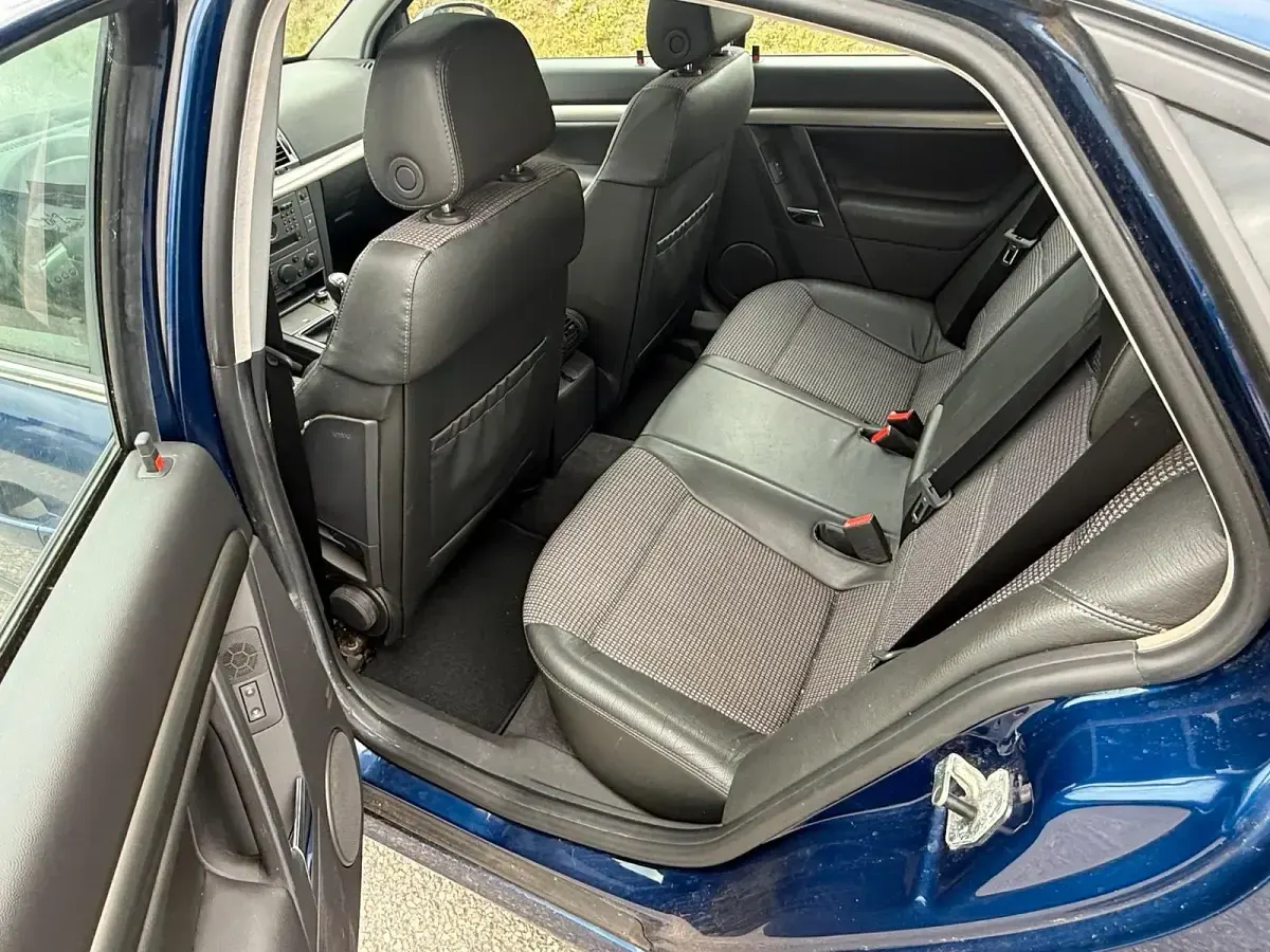 Gebraucht Opel Vectra GTS 211 PS (155 kW) 2004 Blau Limousine