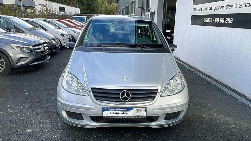 Gebraucht Mercedes A150 95 PS (69 kW) 2008 Silber Kleinwagen