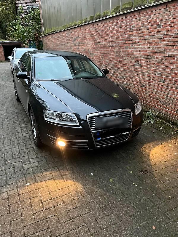 Schwarz Gebraucht 2004 Audi A6 Limousine | 2.500 € - Bild 1/3