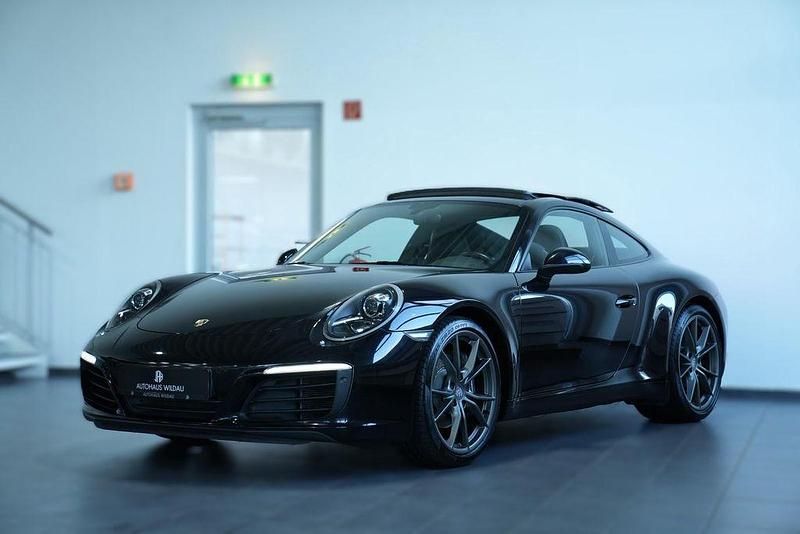 Gebraucht Porsche 911 Carrera 370 PS (272 kW) 2017 Tiefschwarz