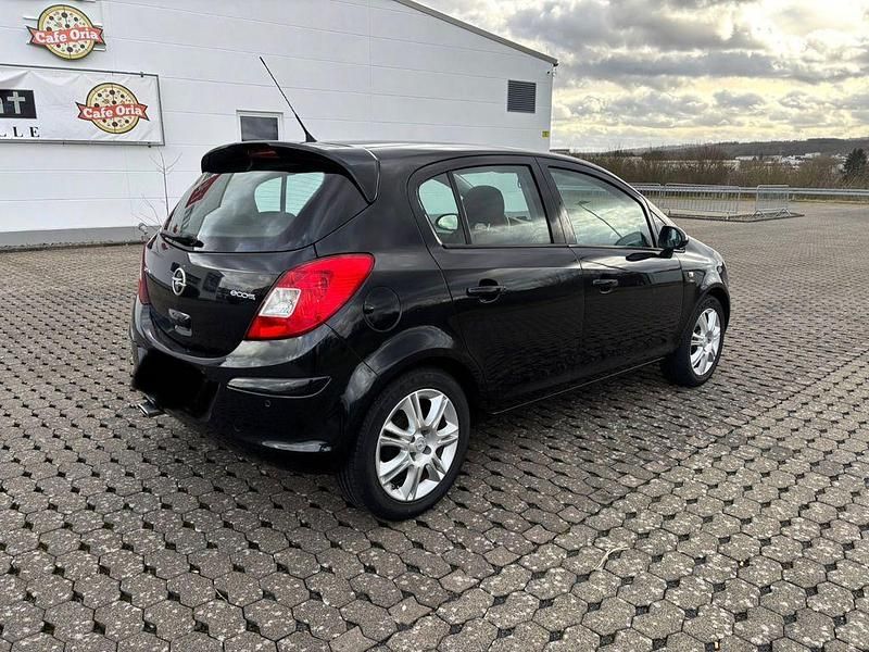 Gebraucht Opel Corsa Active 69 PS (50 kW) 2013 Schwarz Kleinwagen