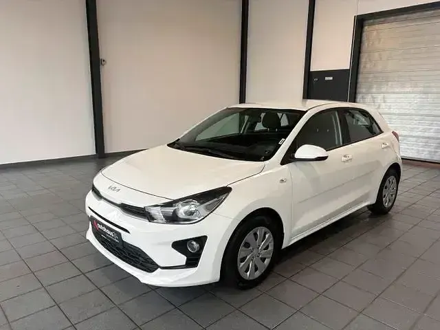 Gebraucht Kia Rio Edition 7 84 PS (61 kW) 2023 Weiß Limousine