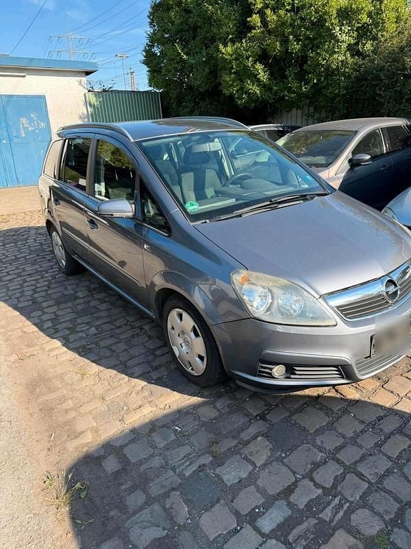 Grau Gebraucht 2006 Opel Zafira Van / Kleinbus | 900 € (Superpreis) - Bild 1/4