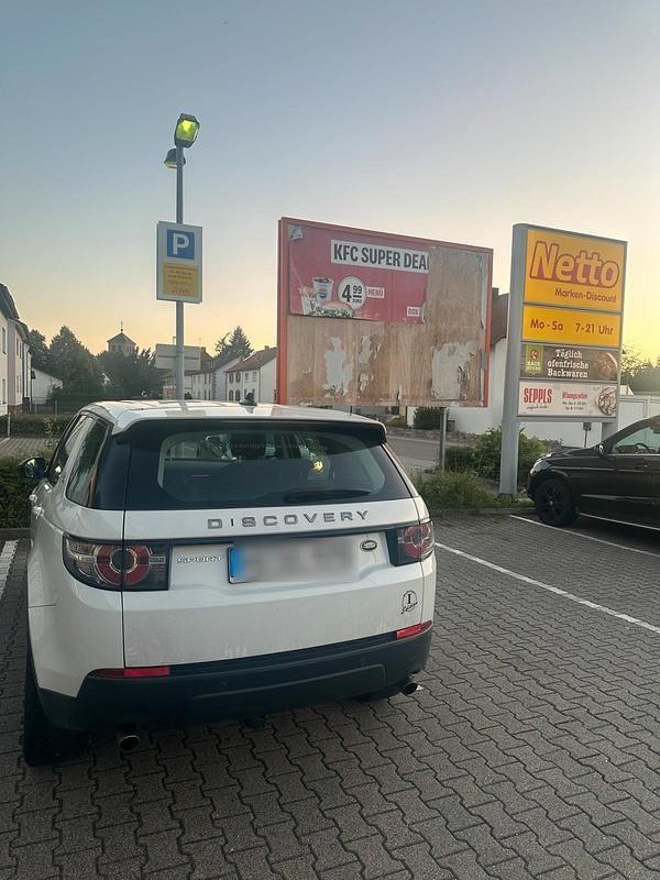 Gebraucht Land Rover Discovery Sport 150 PS (110 kW) 2016 Weiß SUV