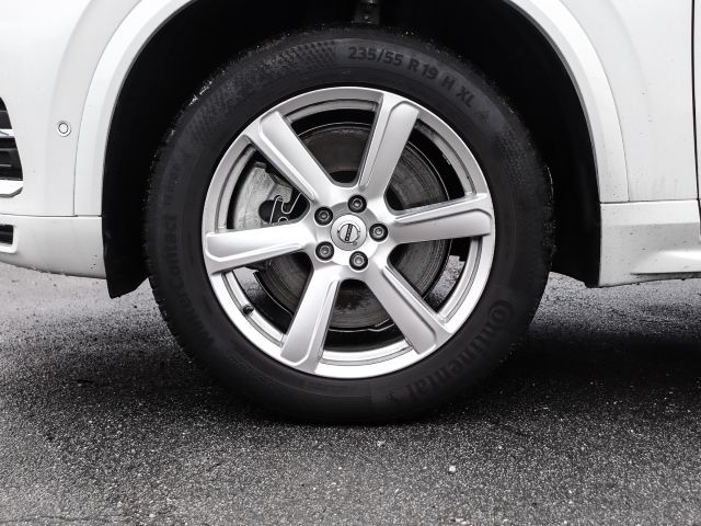 Gebraucht Volvo XC90 Plus 455 PS (334 kW) 2024 Crystal white / metallic SUV